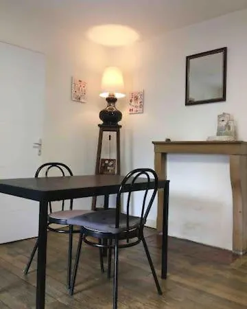 Appartement Accès Direct à La Gare, Quartier Très Calme.